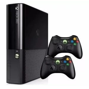 XBOX 360 Super Slim 250gb 2 Controles + 3 Jogos Standard Preto